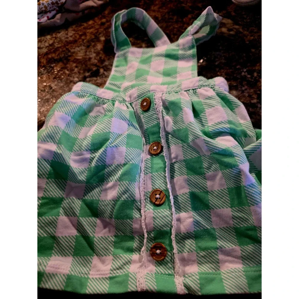 Lot of 11! Baby girl tanks. Shirt. Shorts shirt. Size 6-9 Months